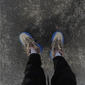 blue and tan yeezy boots size 6.5 used